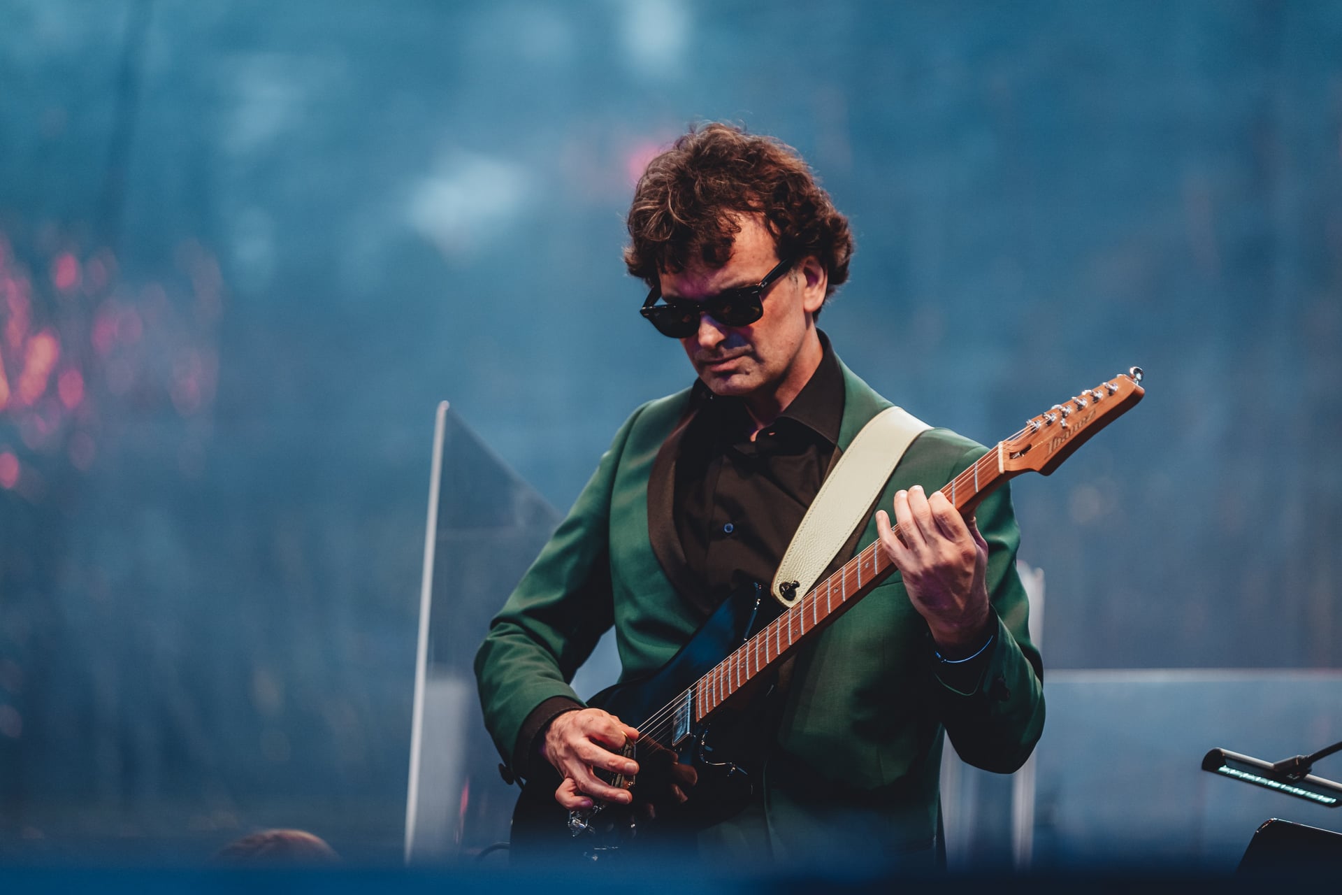 Sabino Noir Hero Slide 05